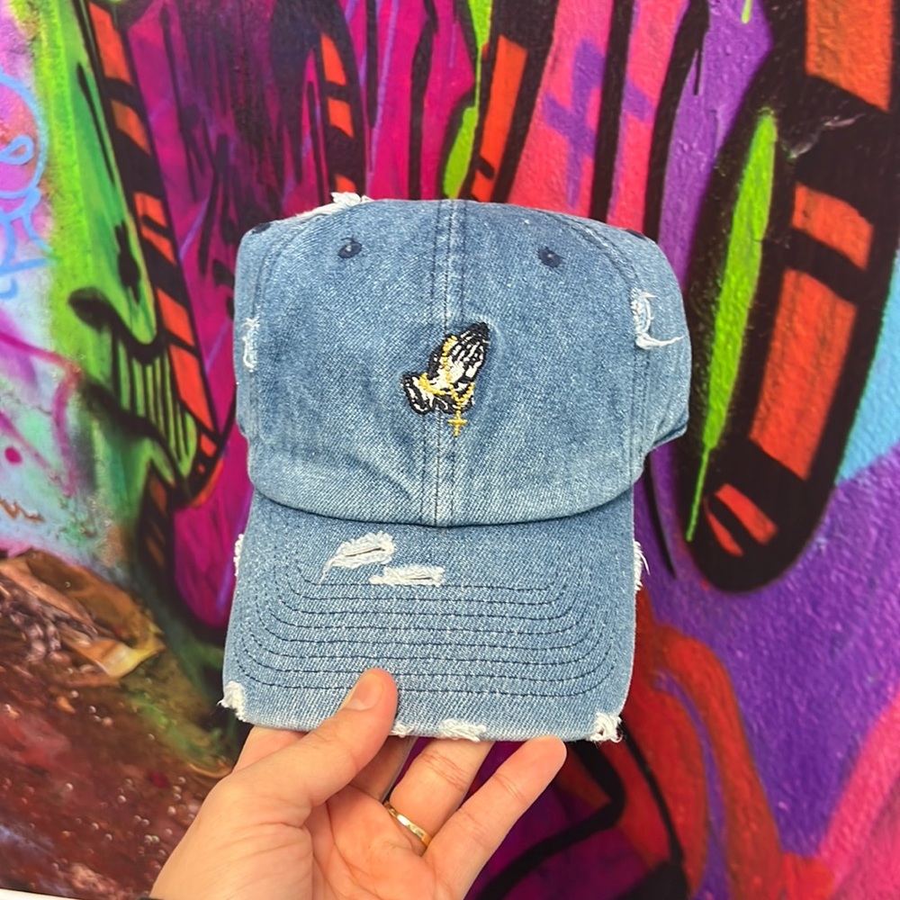Vintage dad cap . Smoking skull